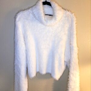 NWT Fluffy White Sweater - Forever 21